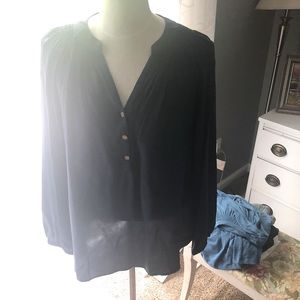 NWT Lilly Pulitzer Navy Etta top